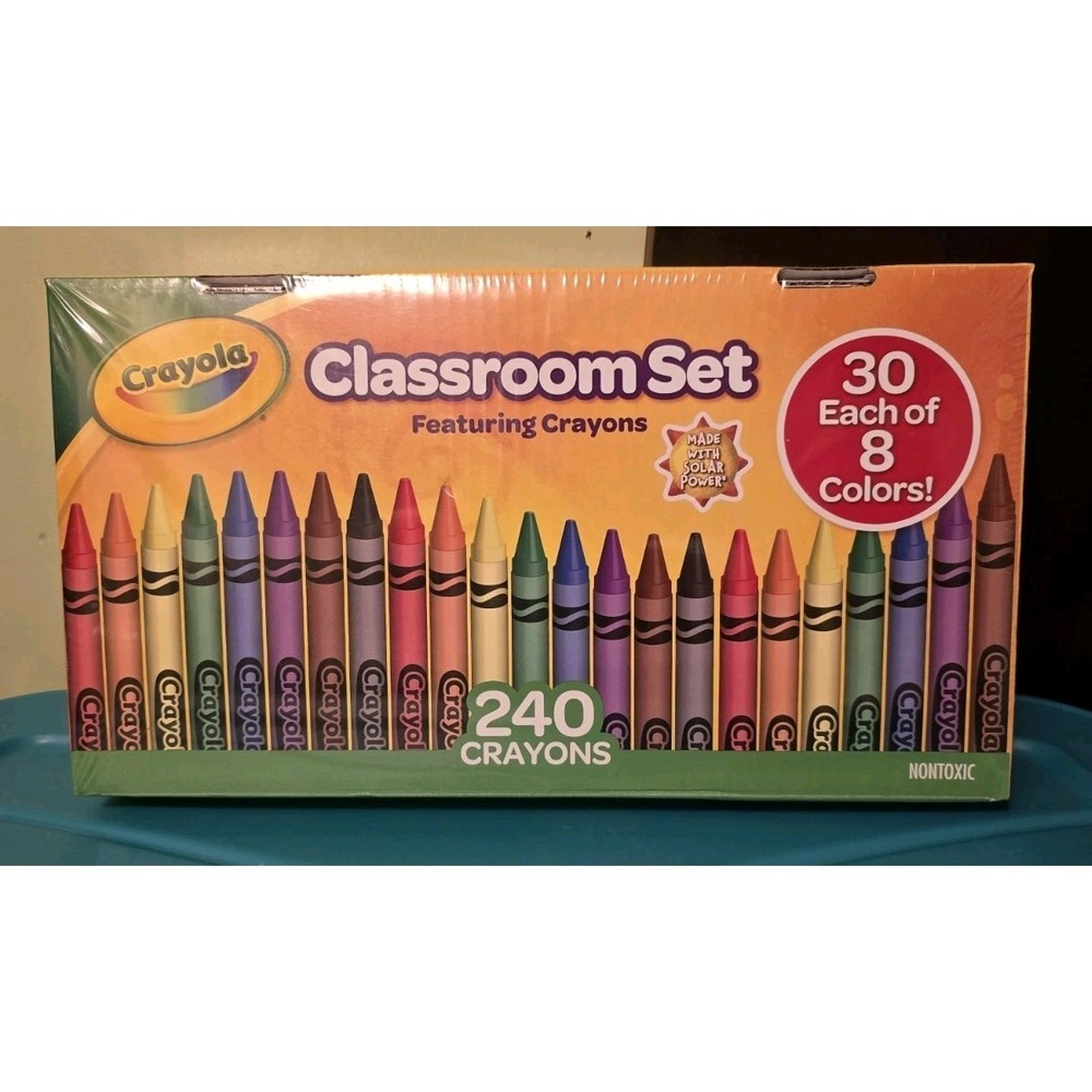 New Crayola 240 Crayons, Bulk Crayon Set, 30 each 8 colors!!
